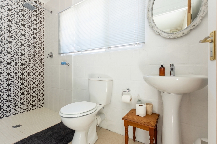 4 Bedroom Property for Sale in Riebeek Kasteel Western Cape